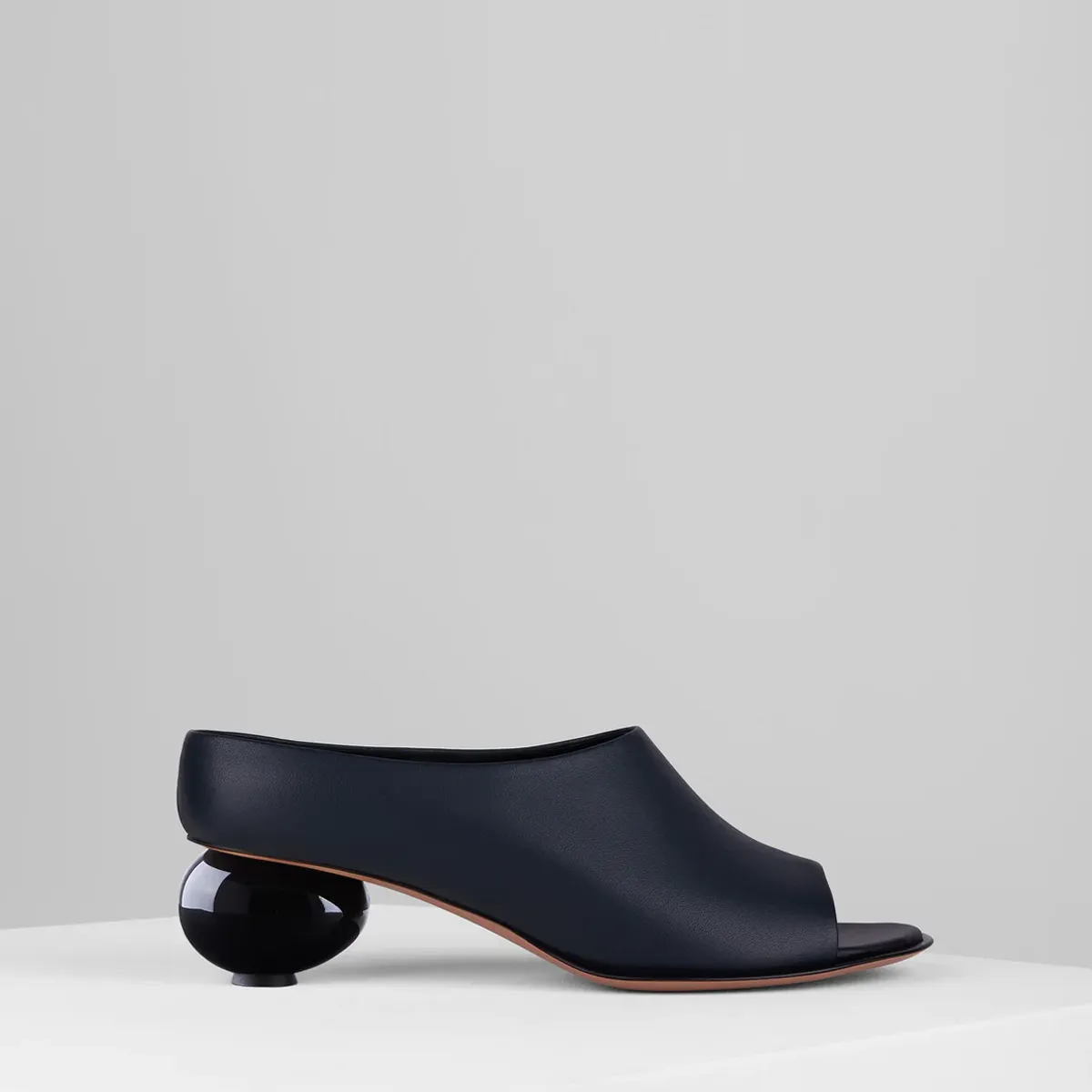 Egg Sandals in Midnight