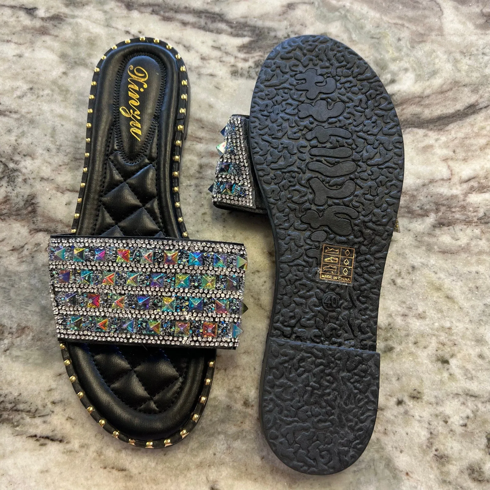 NEW Kinzu Black Quilted Rhinestone Jeweled Sandals Size 9