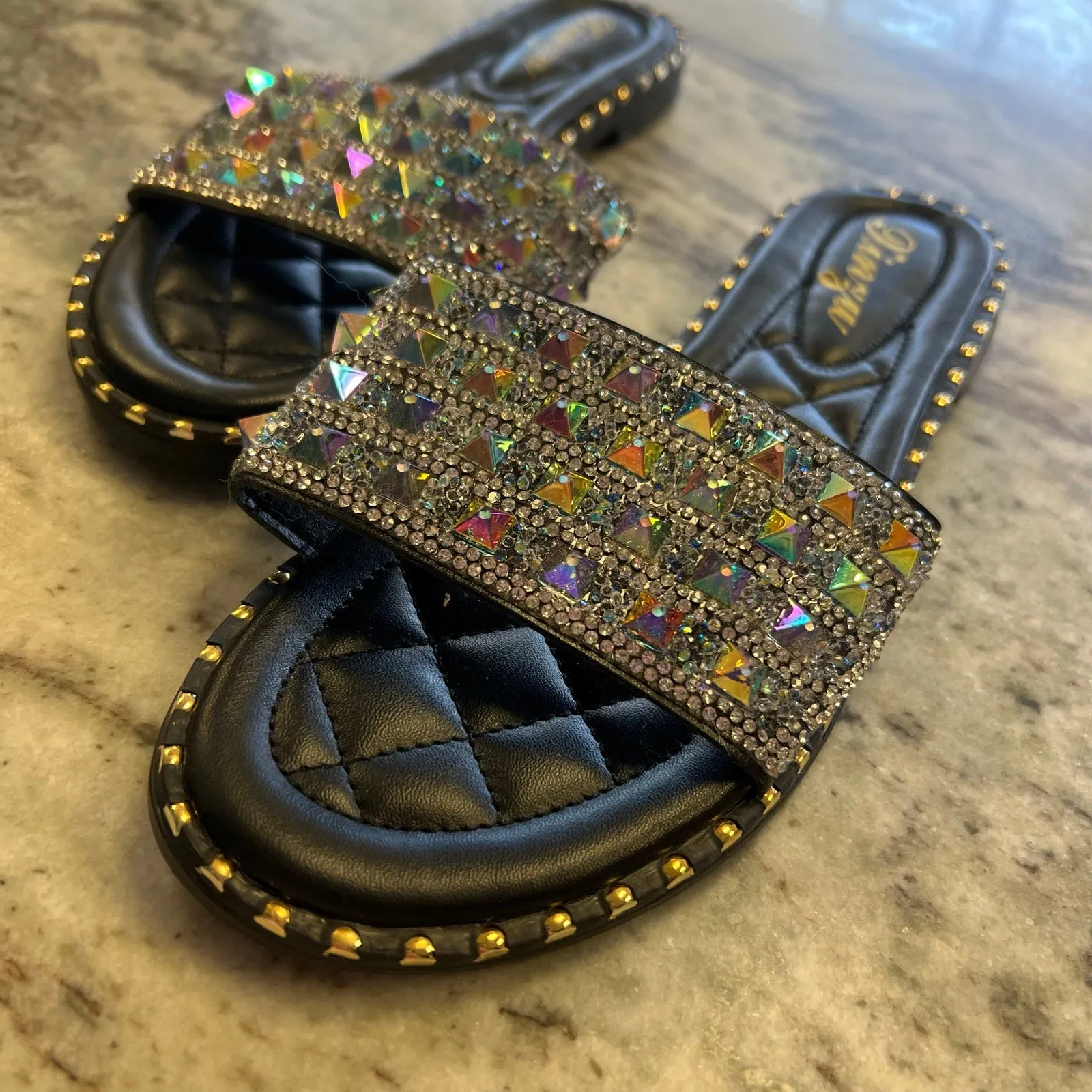 NEW Kinzu Black Quilted Rhinestone Jeweled Sandals Size 9